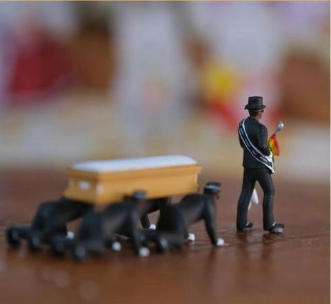 Dancing Pallbearers Garage Kit Model Doll Suit