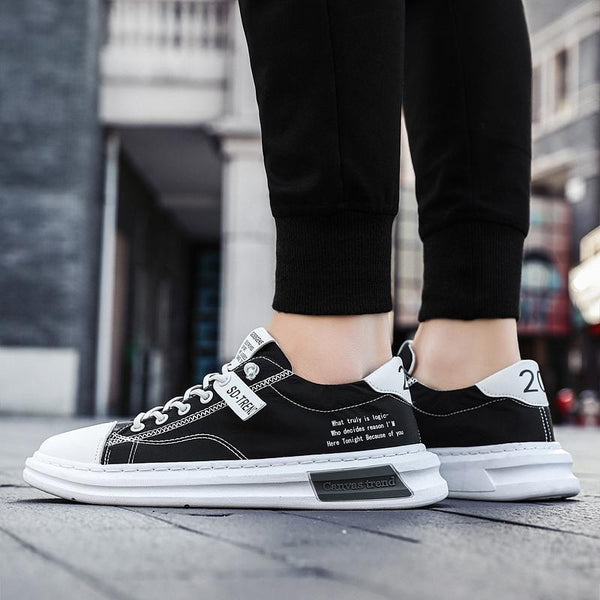 Men Sneakers Fashion Soft Leather Breathable Rubber Sole Round Toe Lace Up Flat Casual Shoes Street Style Sports Shoes Travel Walking Shoes