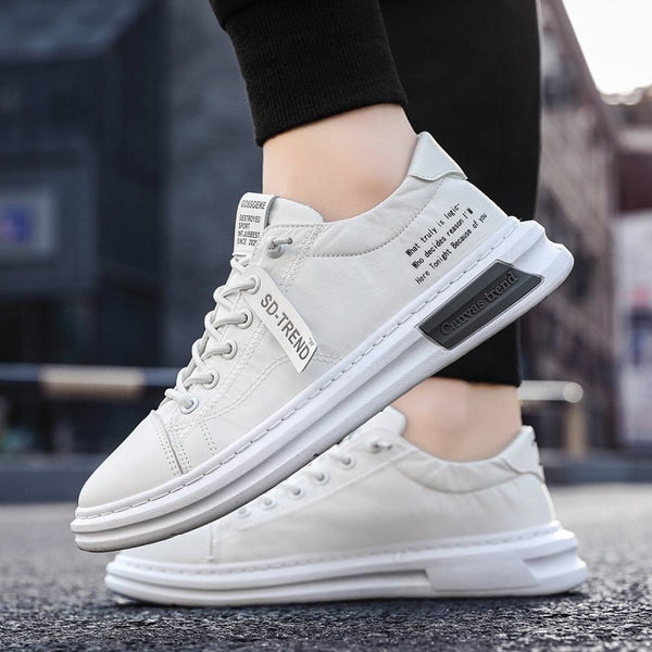 Men Sneakers Fashion Soft Leather Breathable Rubber Sole Round Toe Lace Up Flat Casual Shoes Street Style Sports Shoes Travel Walking Shoes