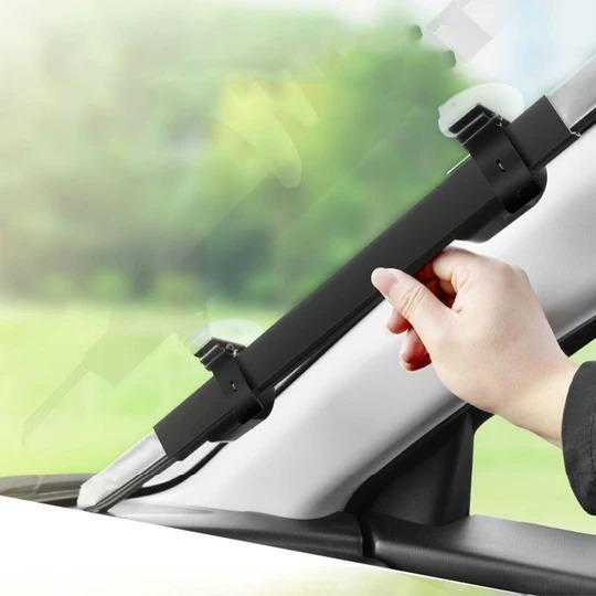 Automobile retractable sun visor