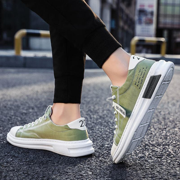 Men Sneakers Fashion Soft Leather Breathable Rubber Sole Round Toe Lace Up Flat Casual Shoes Street Style Sports Shoes Travel Walking Shoes