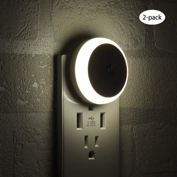 Intelligent sensing warm light LED night light