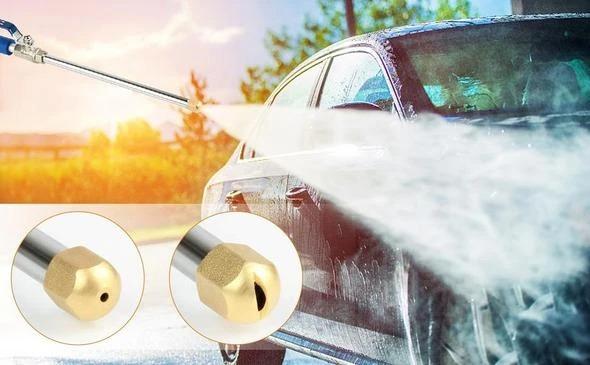 Portable high-pressure water gun for cleaning