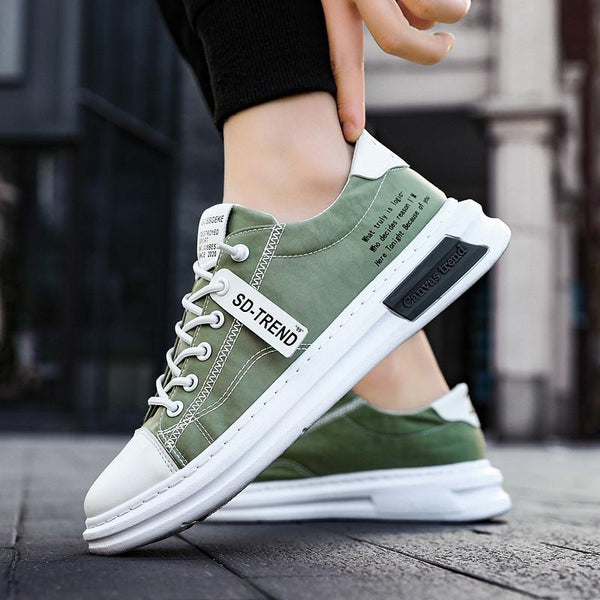Men Sneakers Fashion Soft Leather Breathable Rubber Sole Round Toe Lace Up Flat Casual Shoes Street Style Sports Shoes Travel Walking Shoes