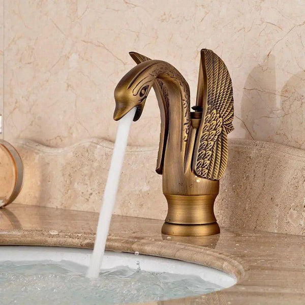 Luxury golden swan bathroom faucet